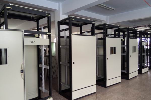 莲都控制柜-3683厂家控制柜检修需要注意的